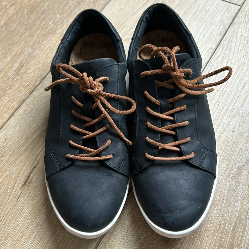 KORK-EASE Paislee Sneaker Women's Size 8 Black Leather Slip-On Cork Inso…